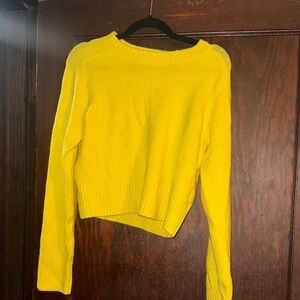 Universal Thread Bright Yellow Crew Neck Sweater